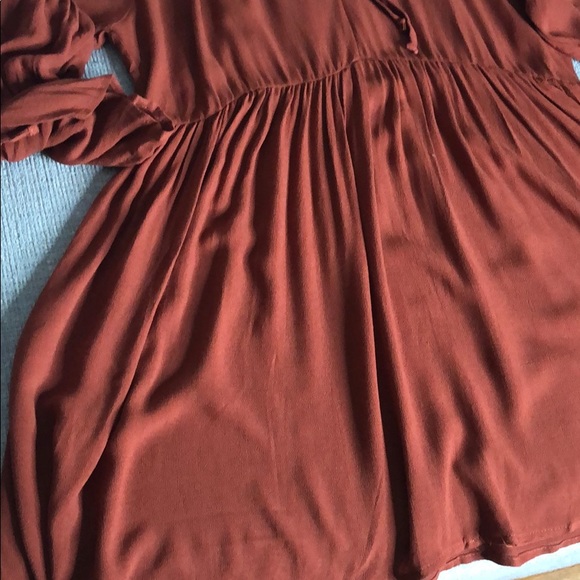 BRICK TUNIC BABY DOLL COLD SHOULDER TOP - Picture 7 of 8